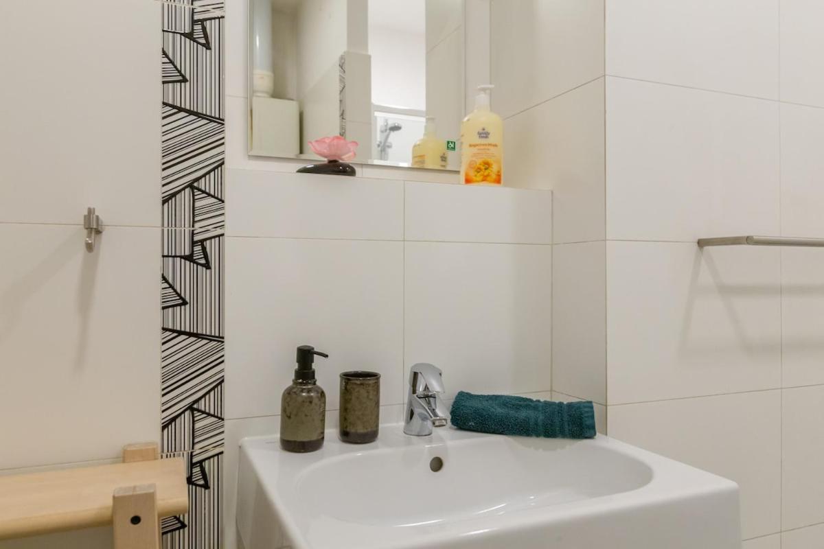 Cherish Bloom Apartment *